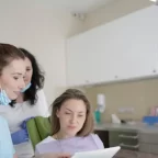 Quais linhas de crédito costumam atender médicos, dentistas e clínicas