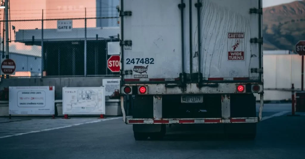 Refinanciamento de Caminhão para Transportadoras: Quando Vale a Pena Contratar essa Modalidade