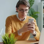 Como gerar indicações de crédito usando grupos e comunidades online